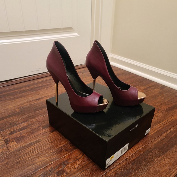 Botique 9 Peeptoe Burgundy Heels Size 8.5M New - Picture 1 of 5